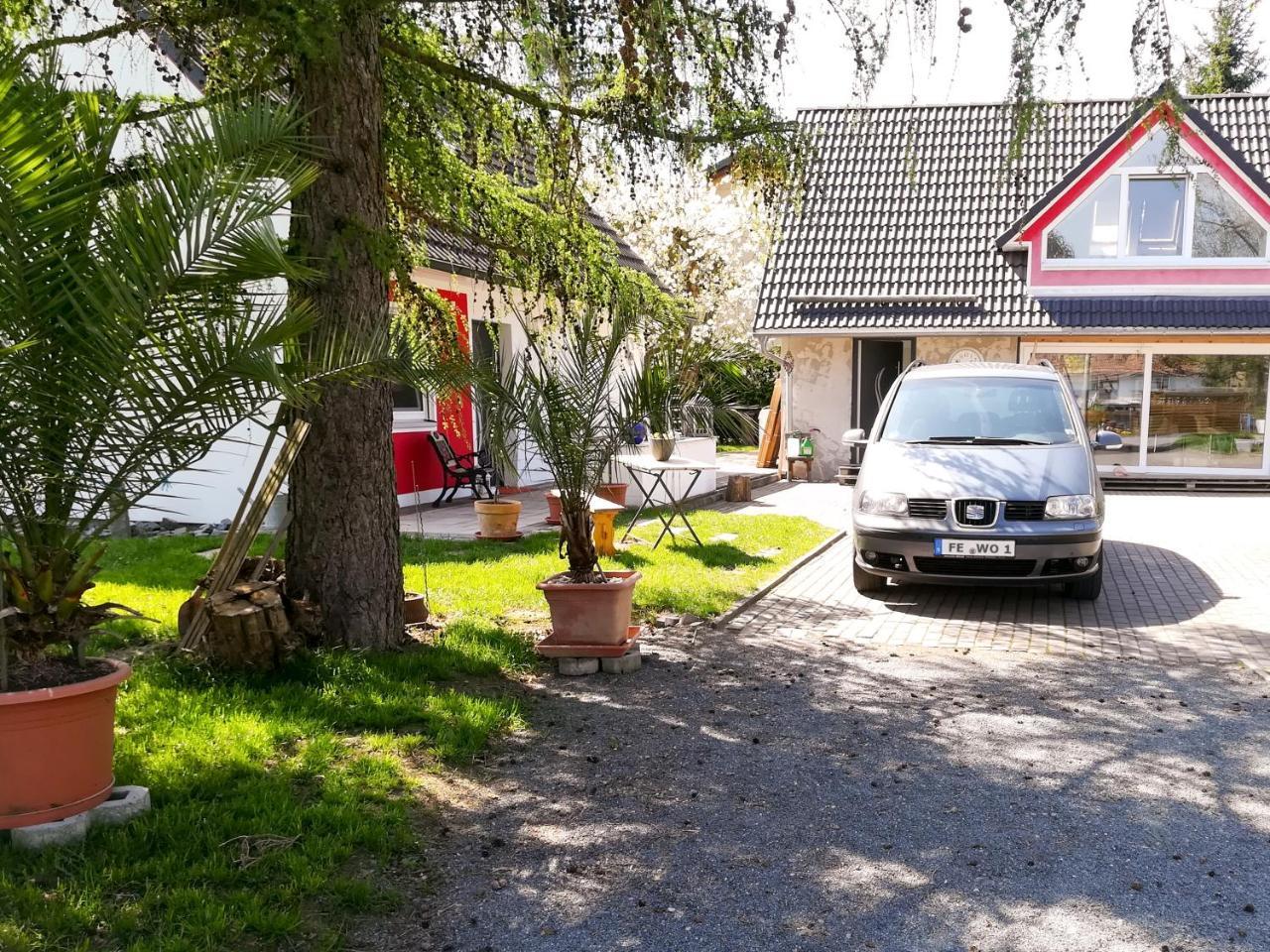 Ferienhaus Goermer Mit Wasserbett Schmolln  Экстерьер фото